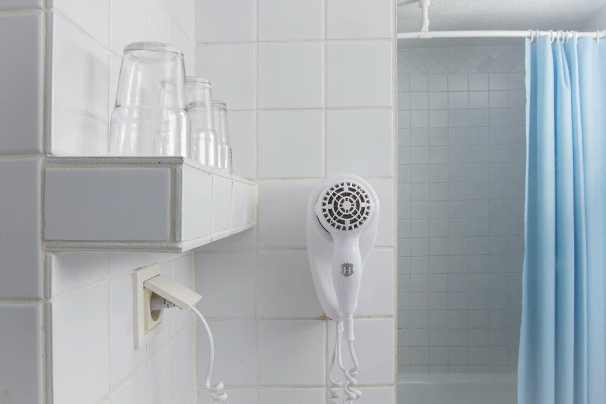 Equipamiento de Habitación Eckstein