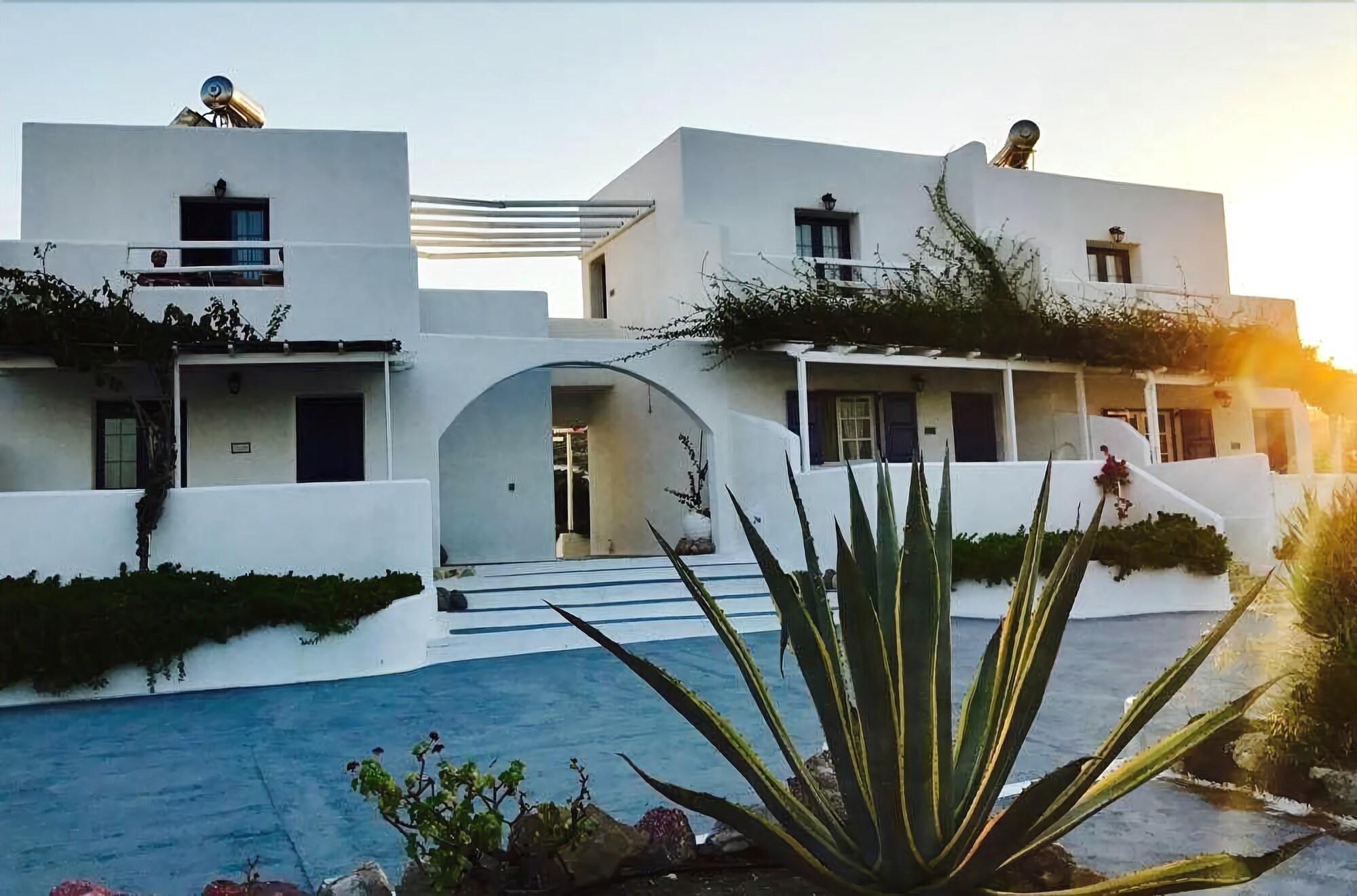 Vista Exterior Sarakiniko View Studios