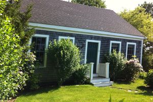 Alquiler Vacacional - In-town Nantucket Cottage - Abuts Bird Sanctuary