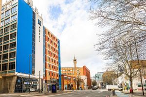 Alojamiento - Ibis Budget London Whitechapel - Brick Lane