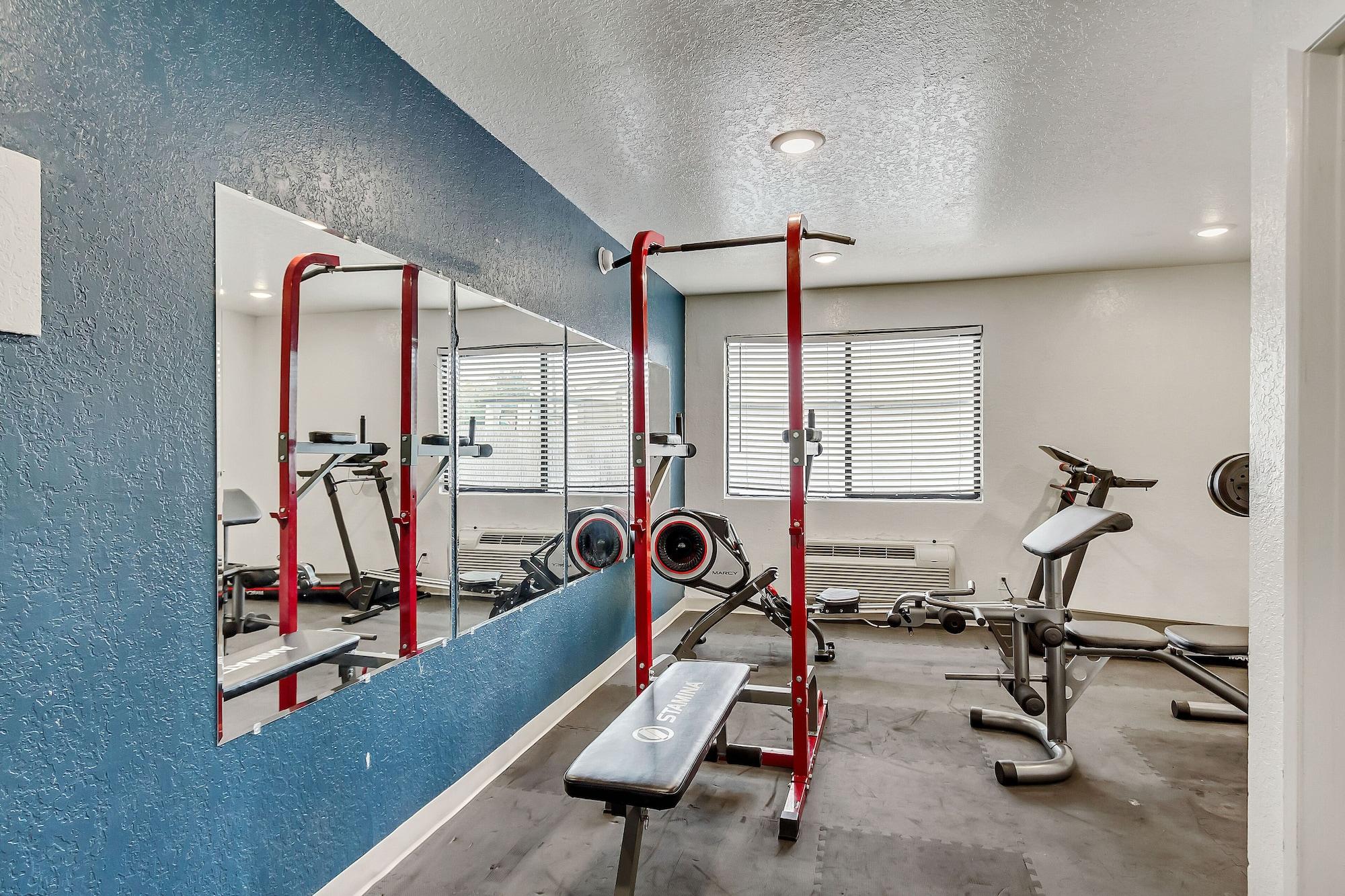 Gimnasio Motel 6 Ogden, UT- Downtown