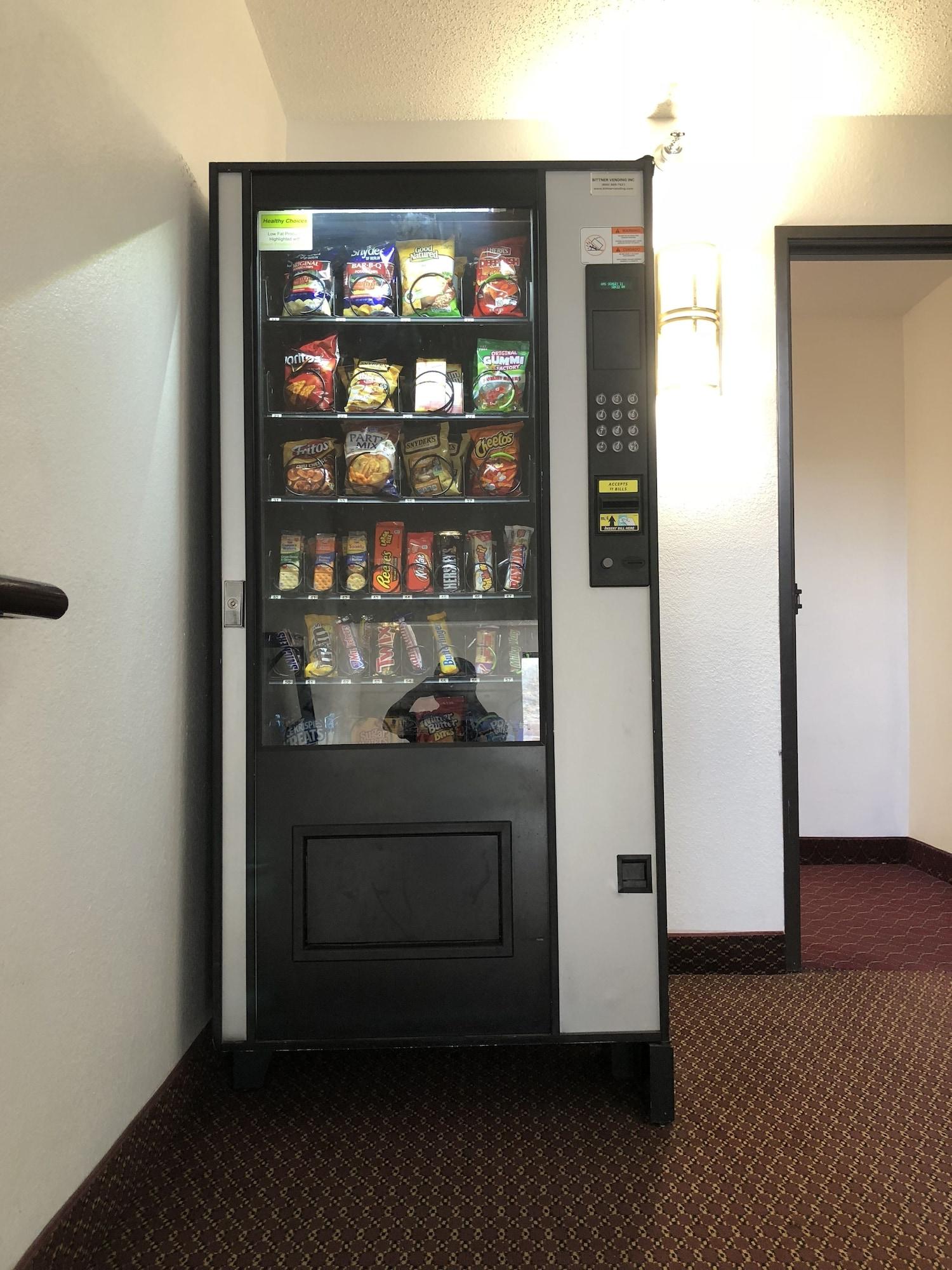Comodidades del Alojamiento Days Inn by Wyndham Somerset PA I-70 I-76