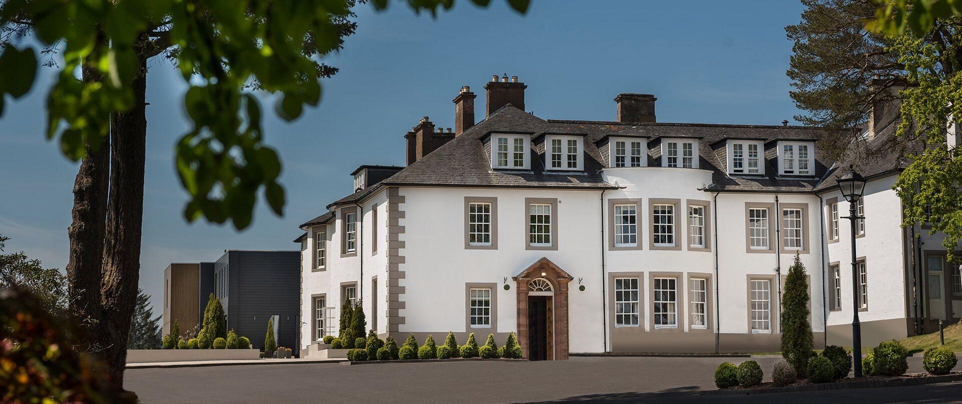Varios Hetland Hall Hotel