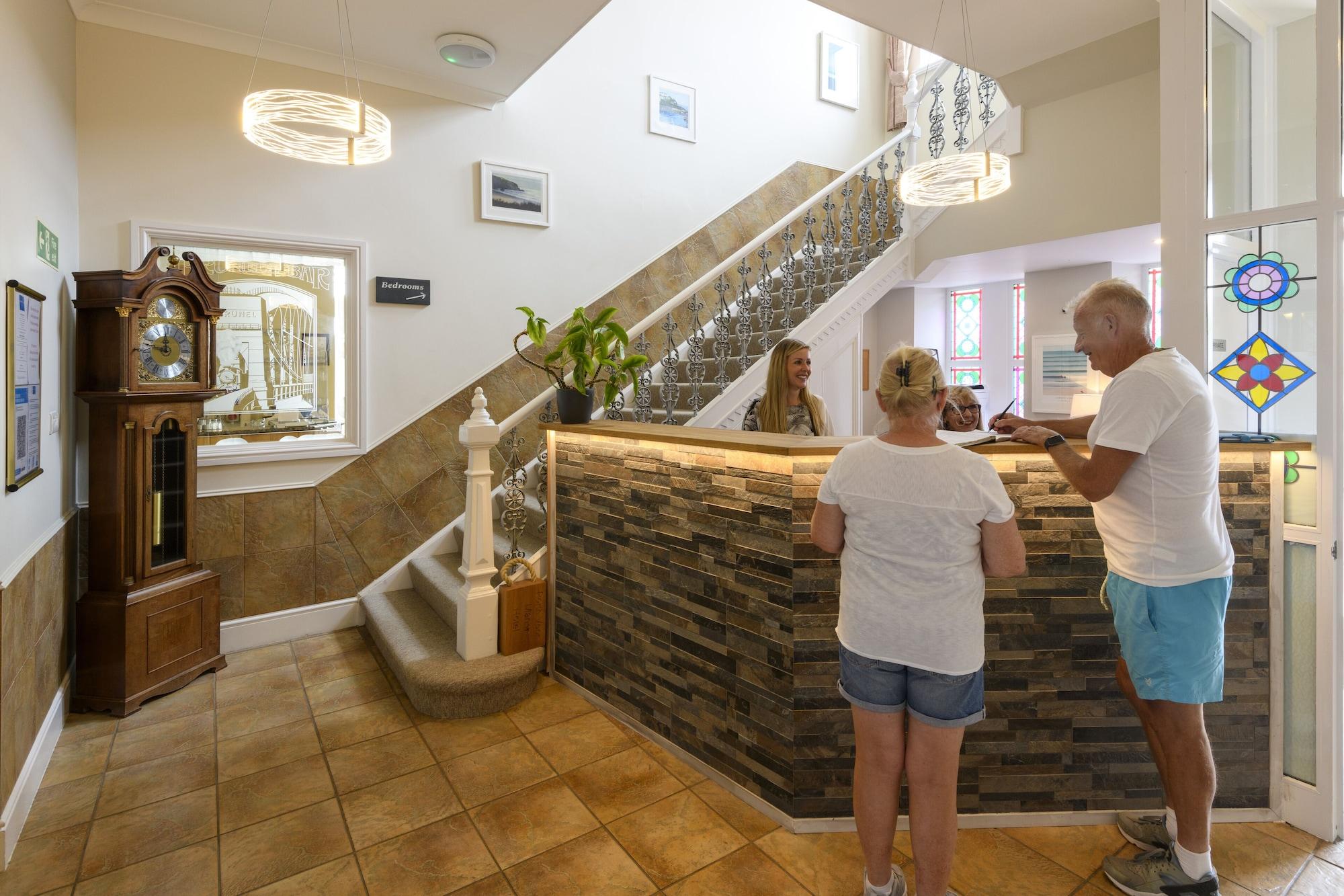 Vista Lobby Porth Veor Villas & Apartments