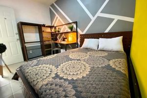Alojamiento - RHM Hostel