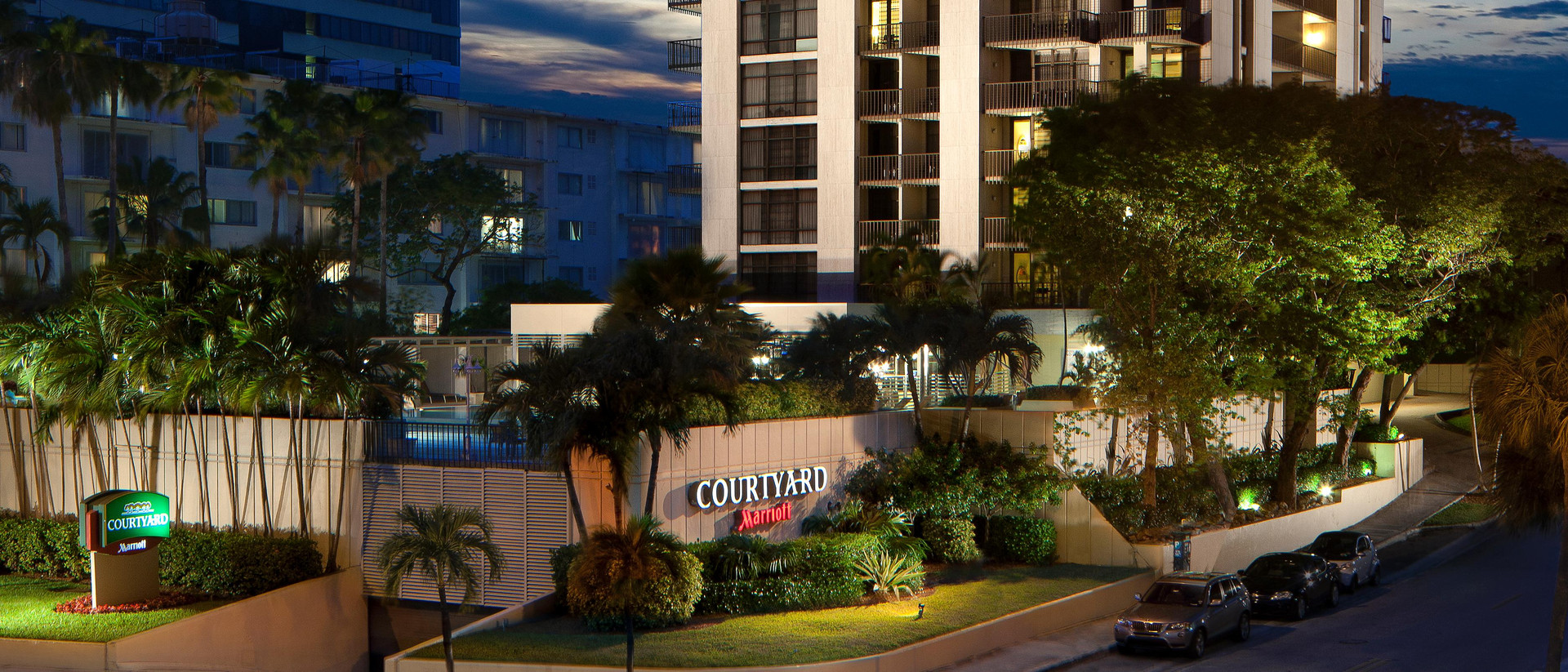 Vista Exterior Courtyard by Marriott Miami Coconut Grove