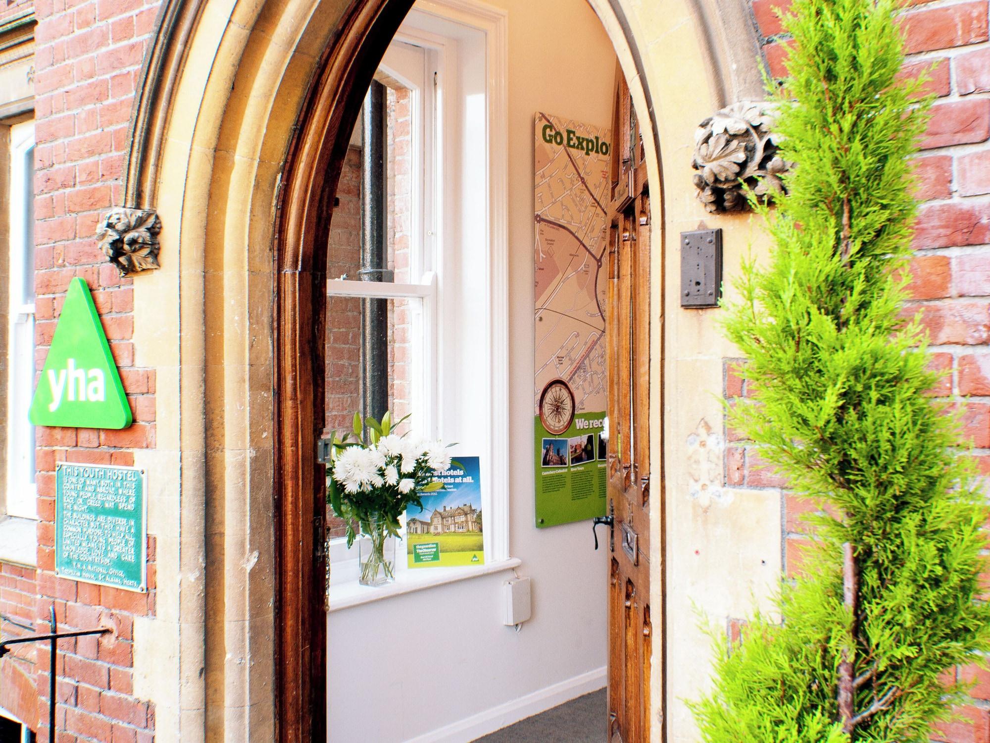 Vista Exterior YHA Canterbury - Hostel