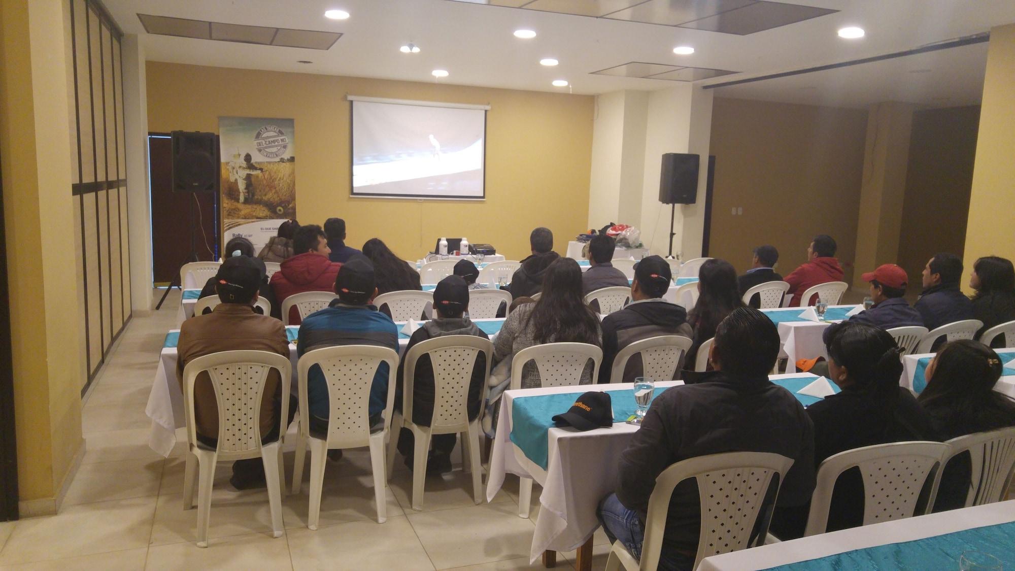 Sala de Reuniones Hotel Basan Plaza