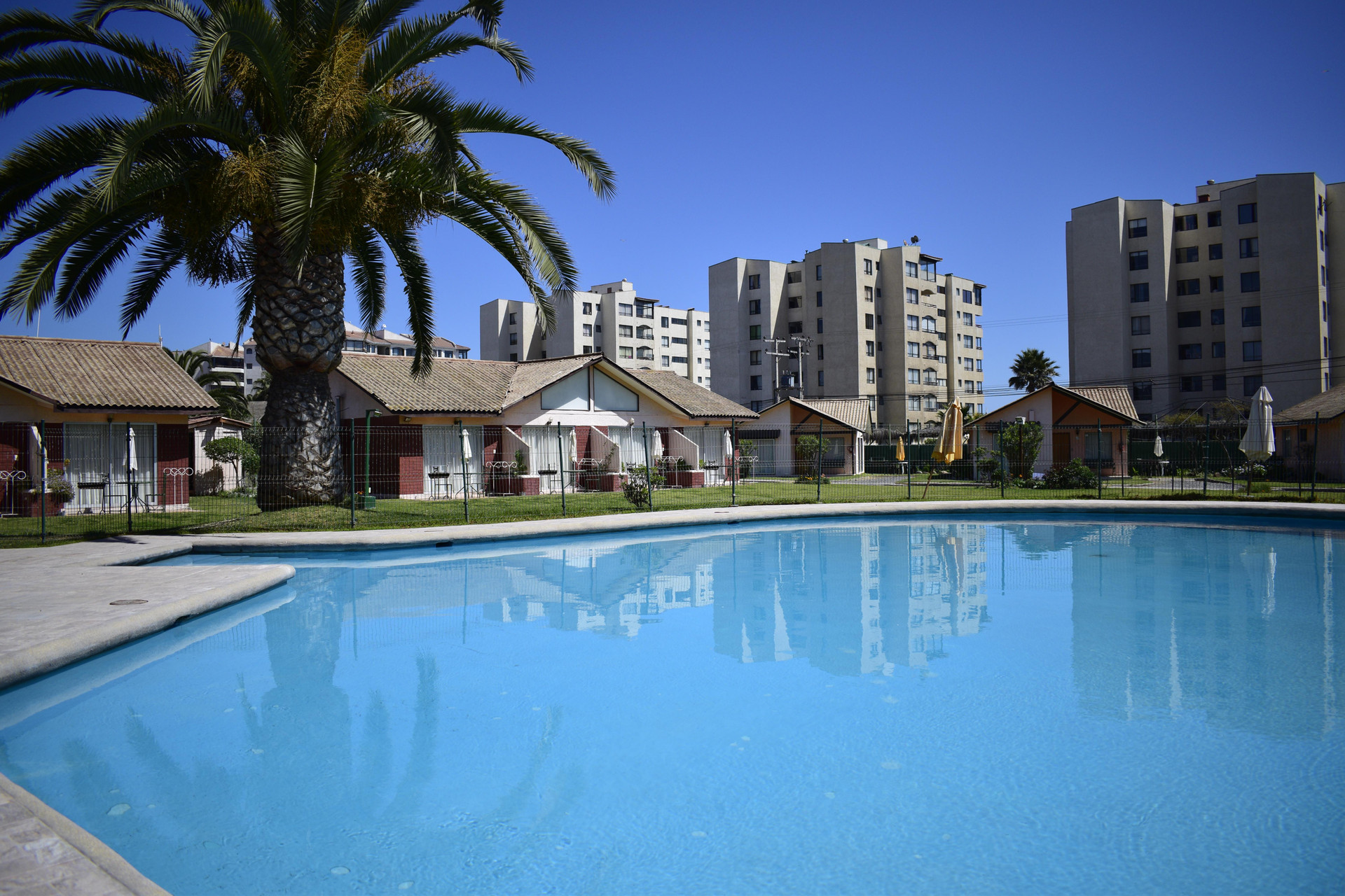 Vista Piscina Apart Hotel Vegasur
