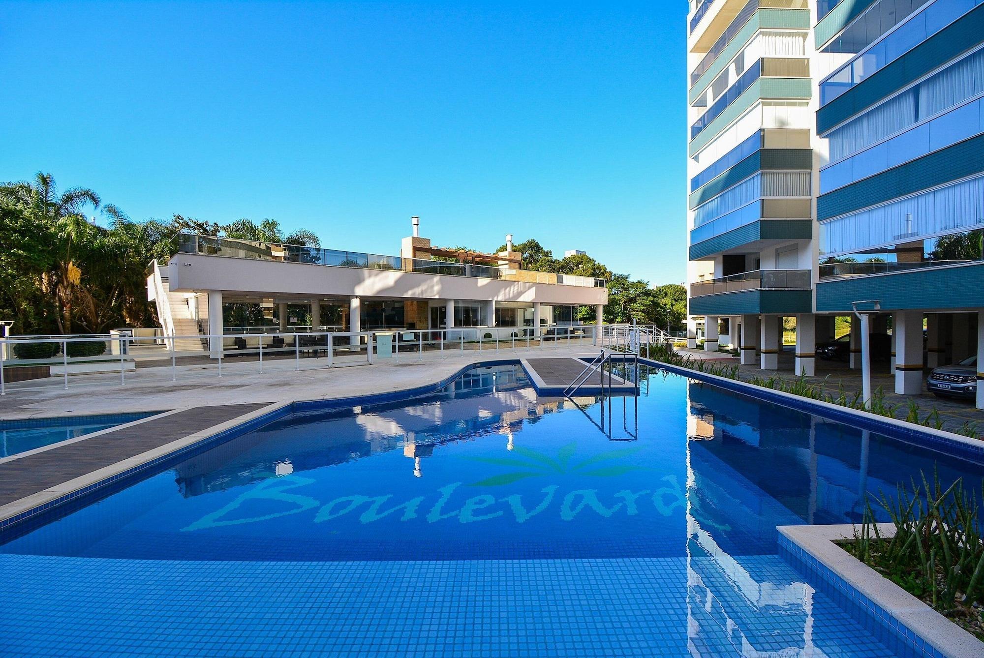 Vista Piscina Boulevard Praia de Palmas a 400m do Mar