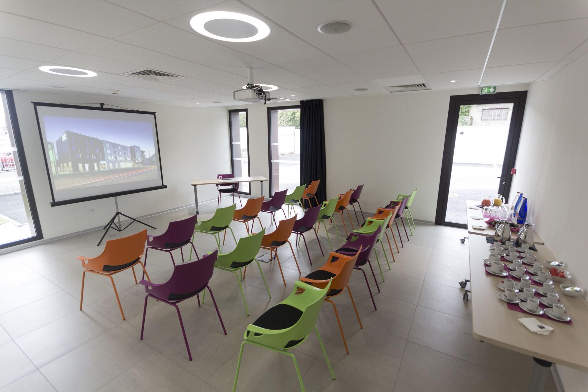 Sala de Reuniones Le Nex2