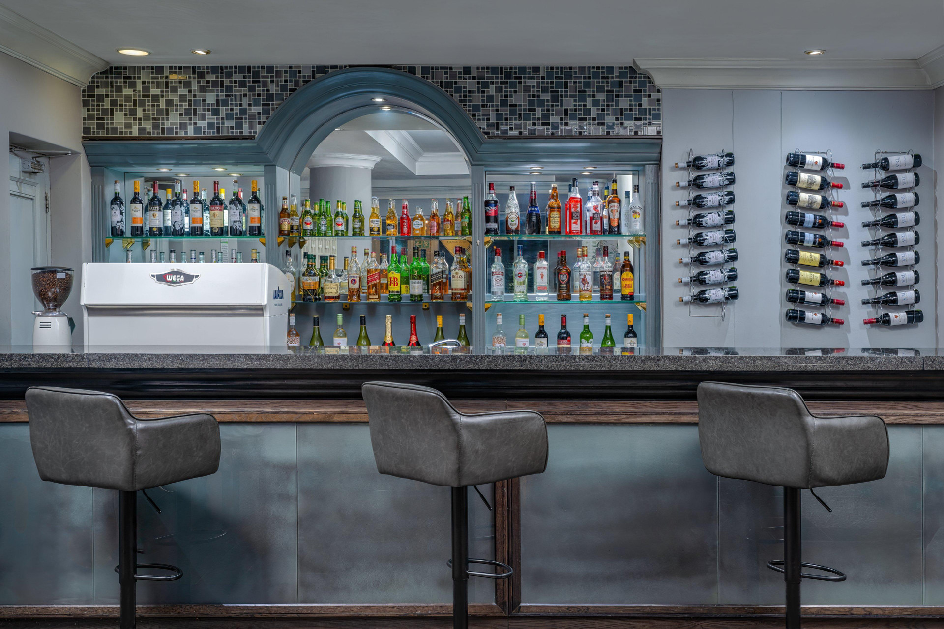 Bar/Salón Holiday Inn Johannesburg Airport by IHG