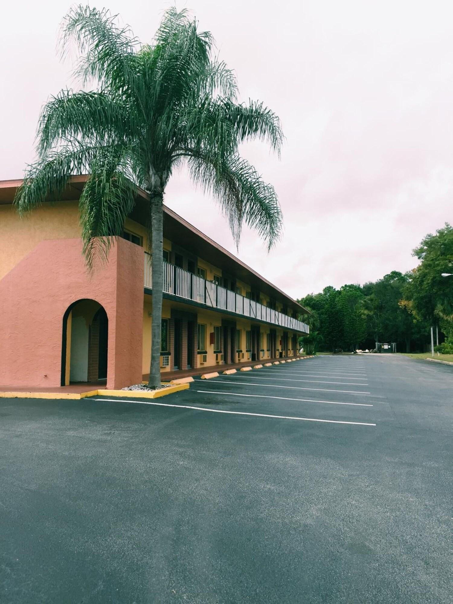 Vista Exterior The Keys