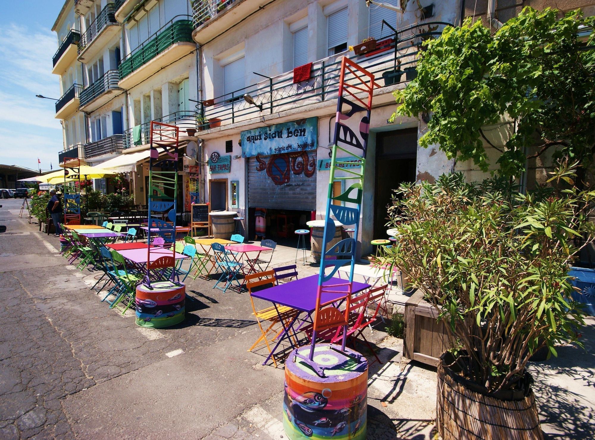 Instalaciones Recreativas Couette et Cafe