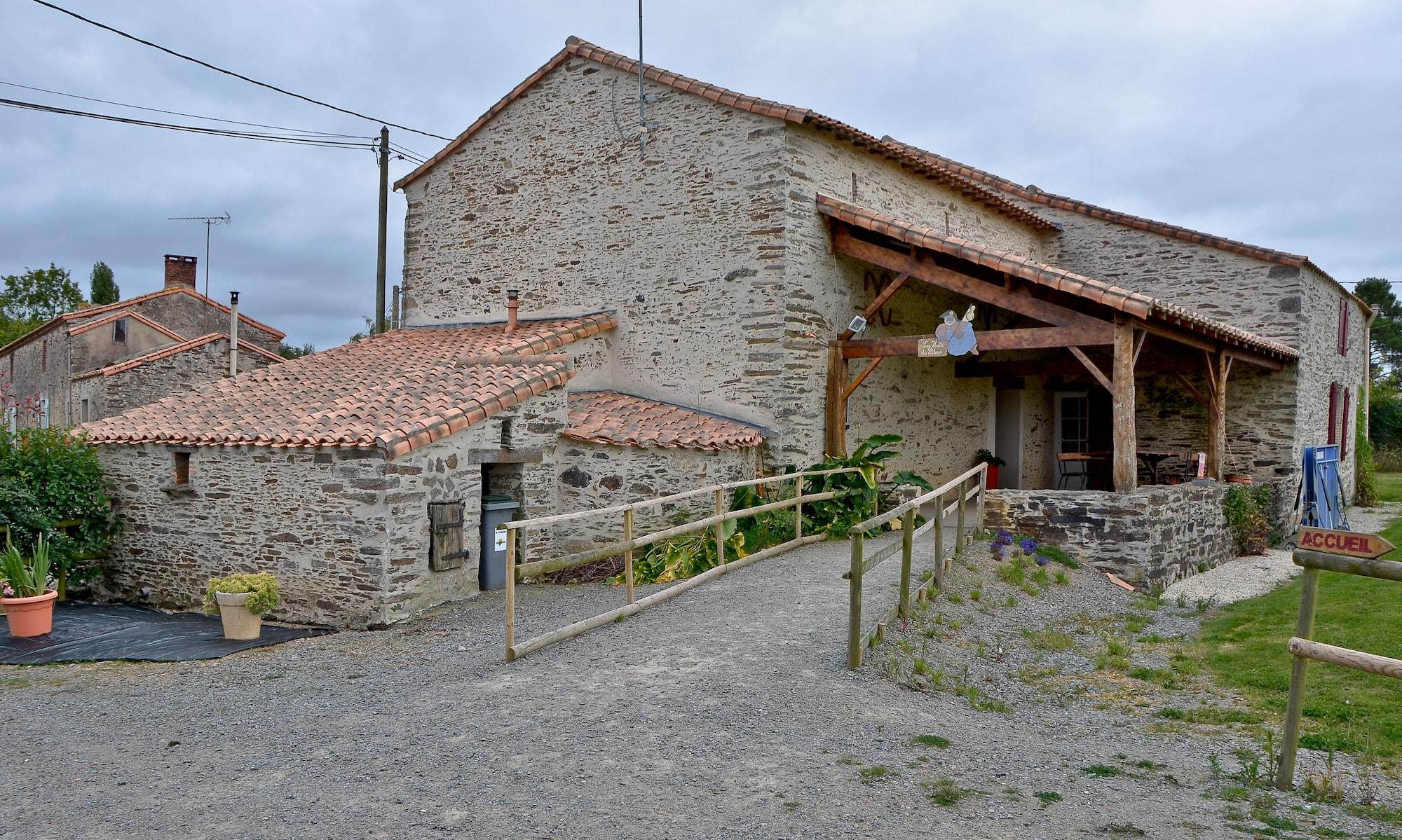 Vista Exterior La Halte du Pelerin Chambres d'hôtes