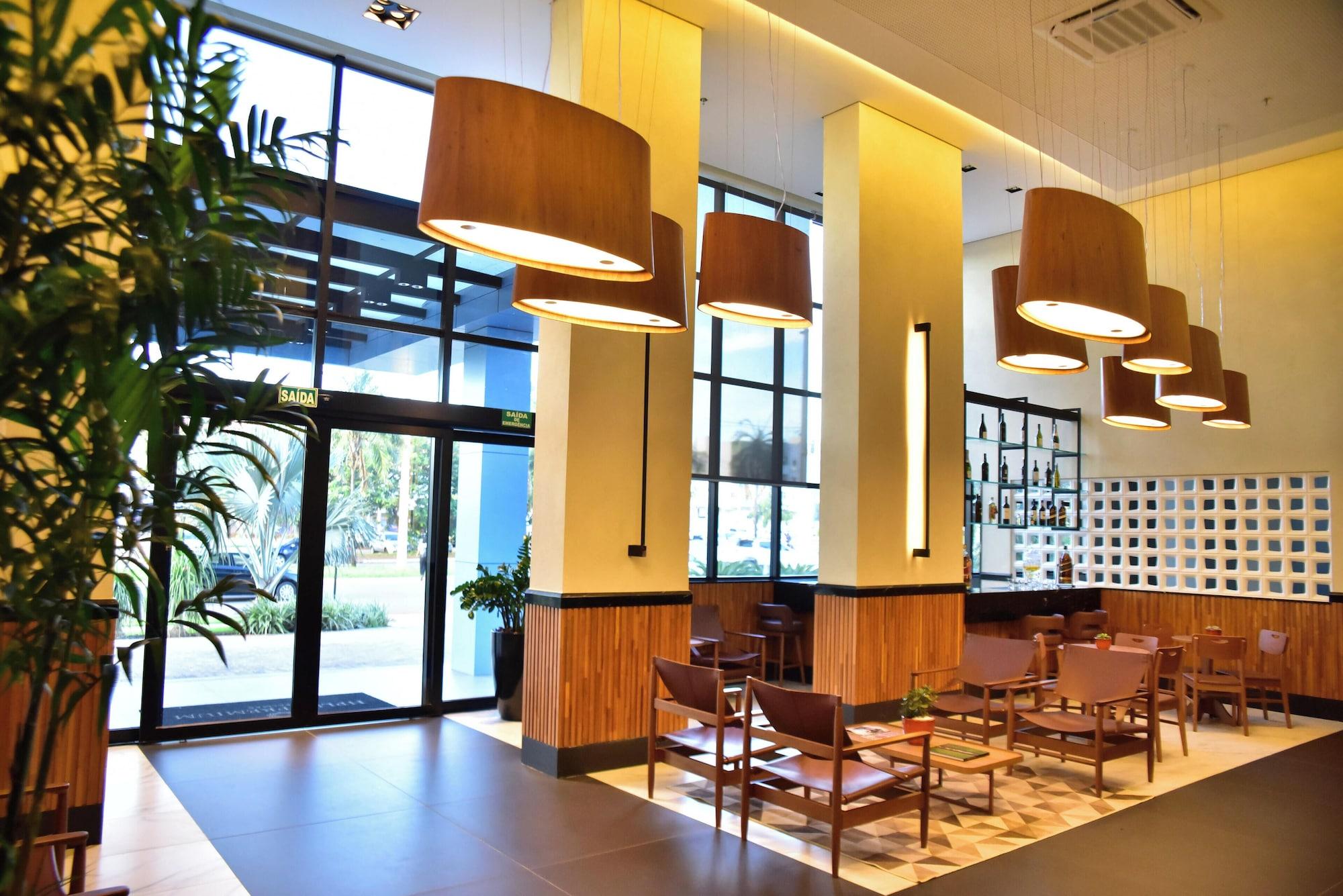 Vista Lobby HPlus Premium Palmas