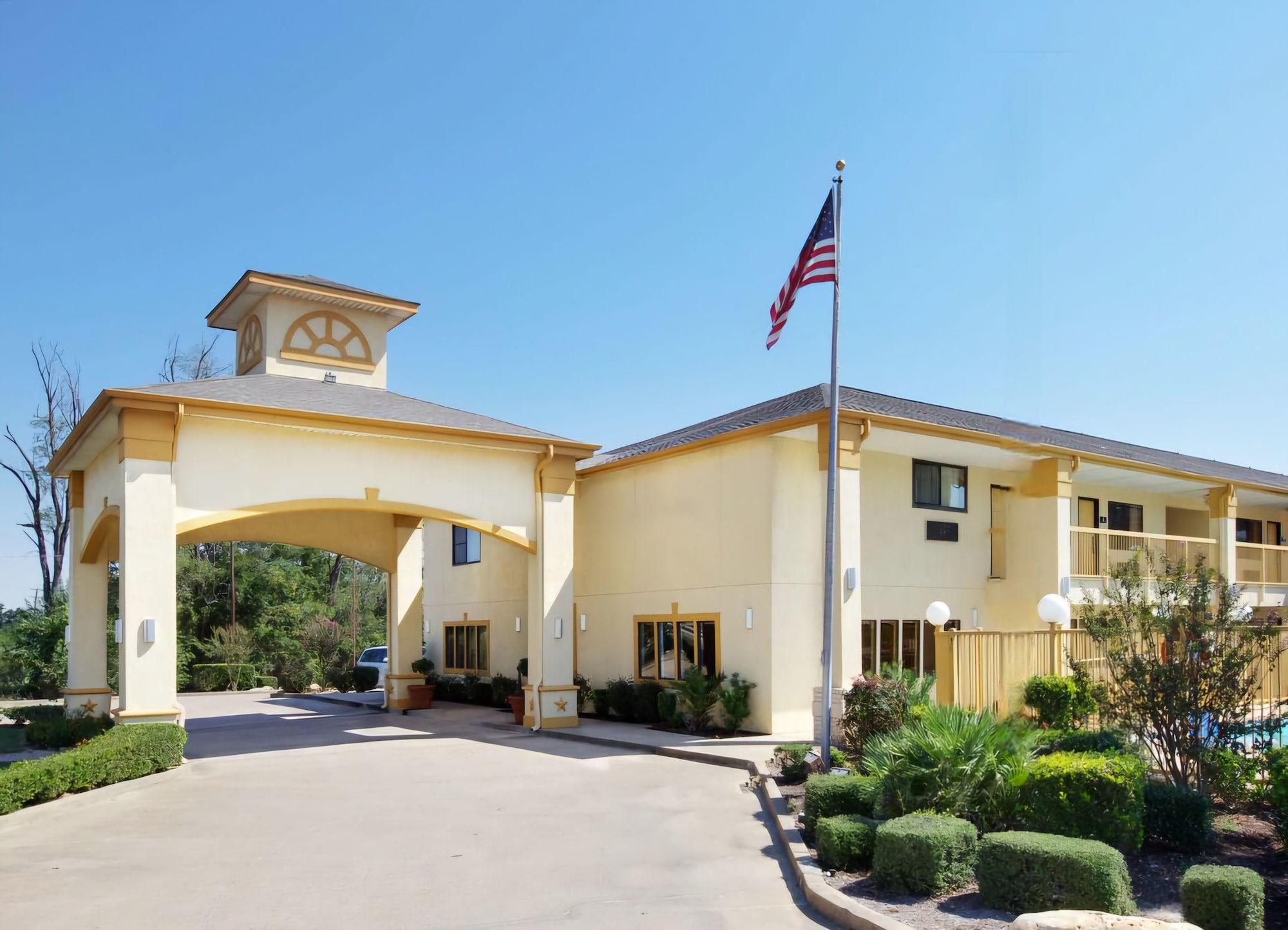 Varios Hotel Blue