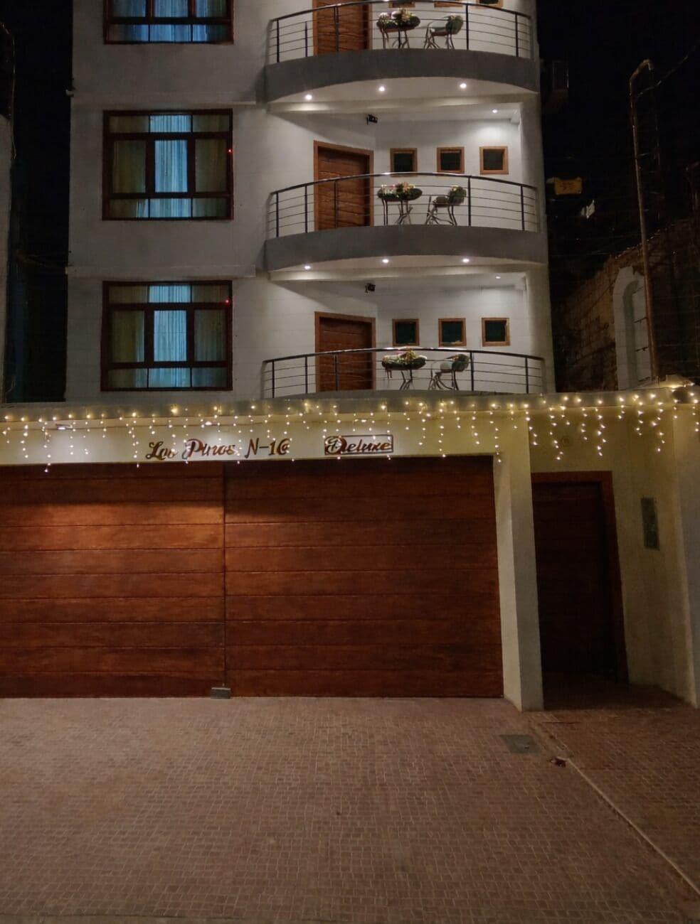 Varios DELUXE HOTEL TALARA 5 minutes from the airport and Plaza de Armas