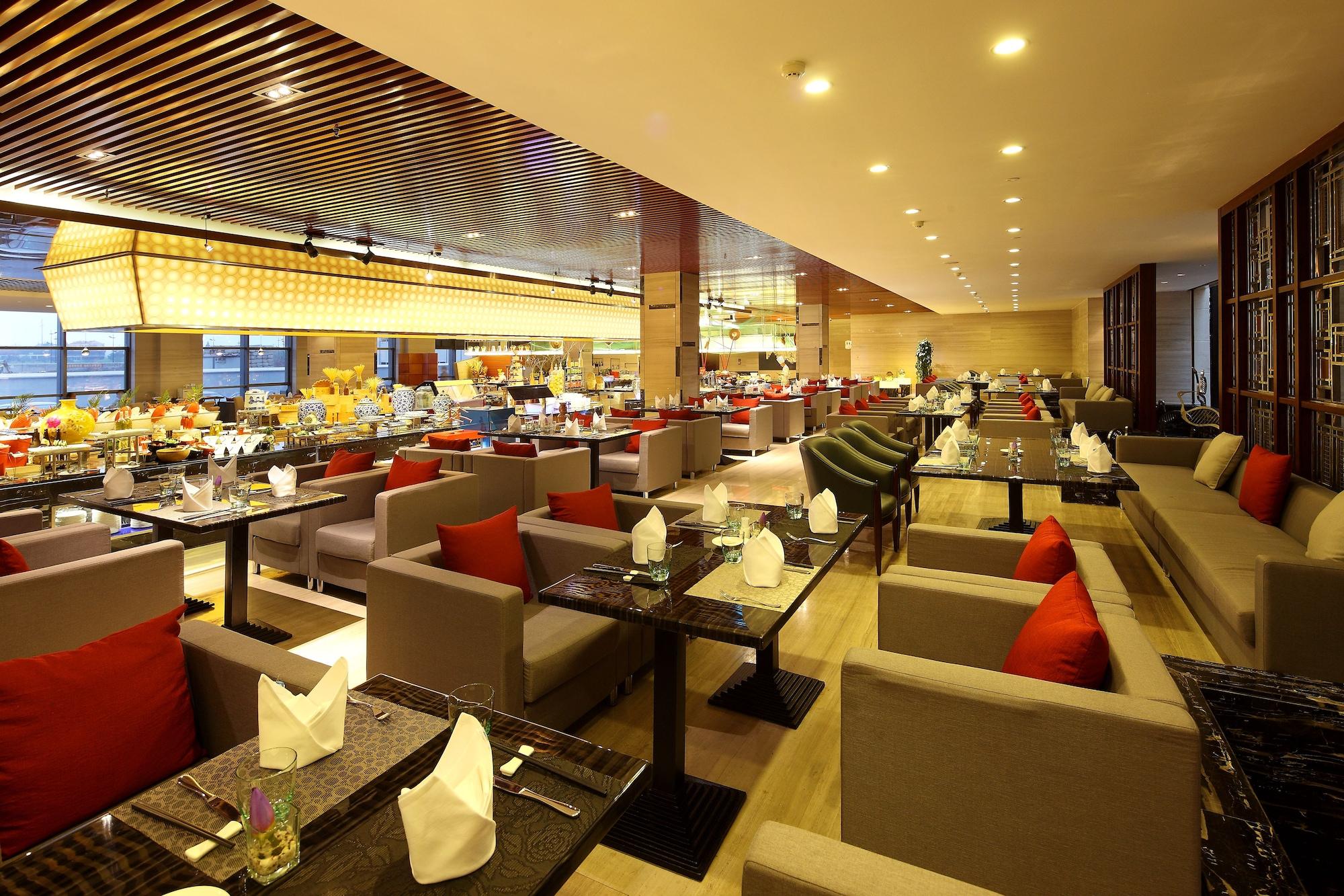 Restaurant Wyndham Grand Plaza Royale Changsheng Jiangyin