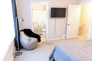 Alquiler Vacacional - Home away from home with Wifi, Netflix, Disney+ and lots of amenities!