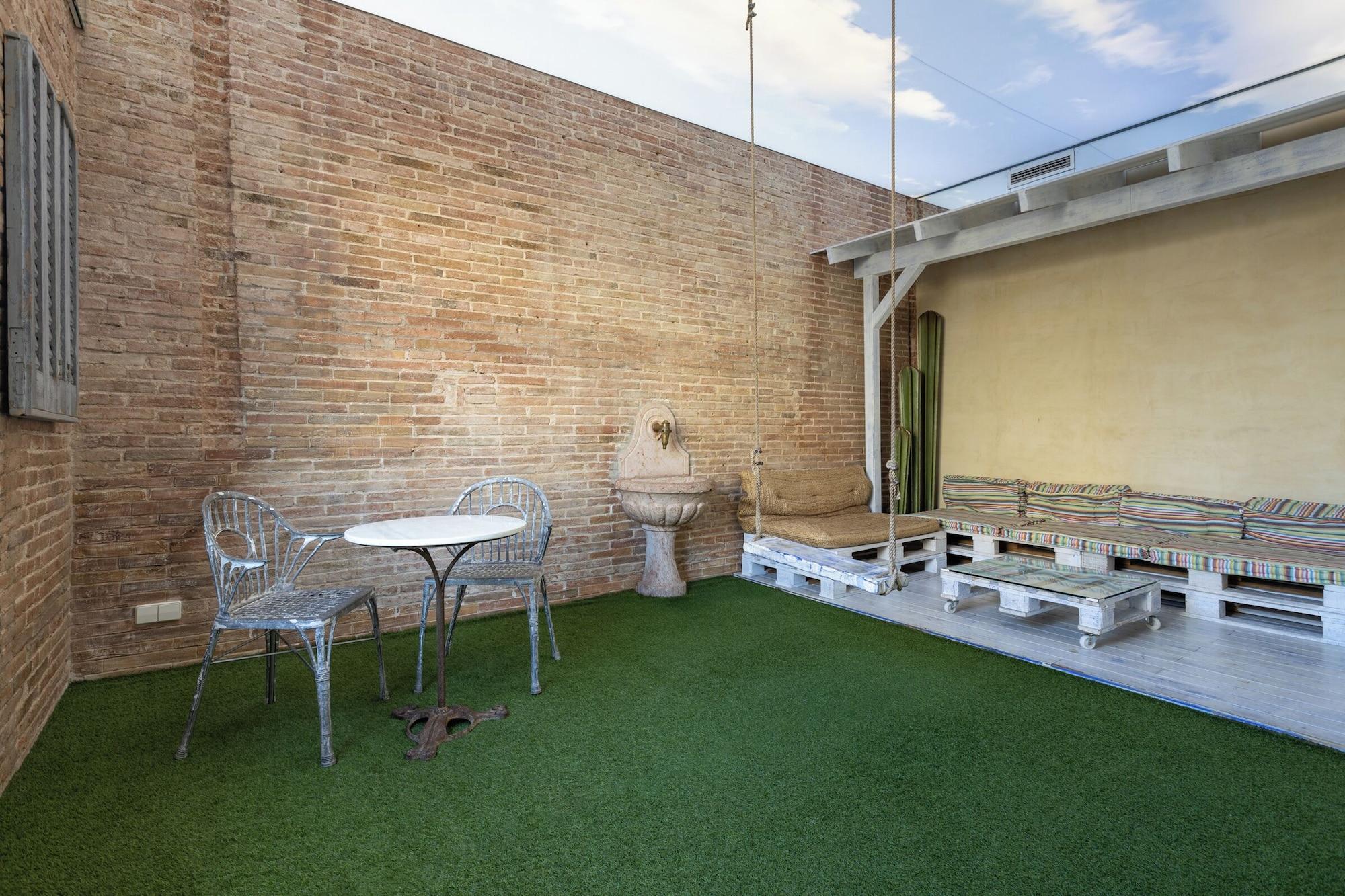 Vista Exterior Enjoybcn Coliseum Apartments