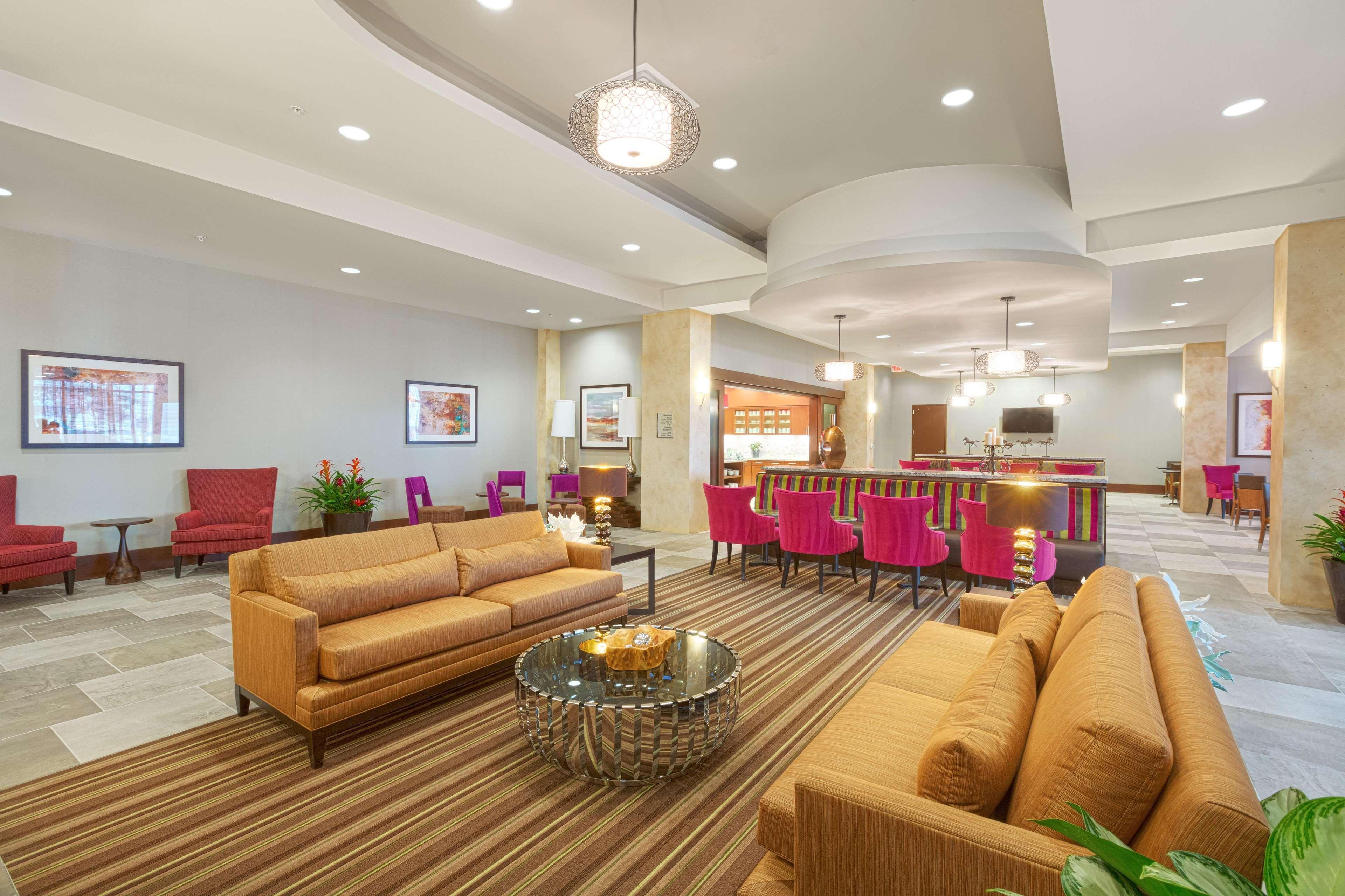Vista Lobby Homewood Suites Houston Downtown