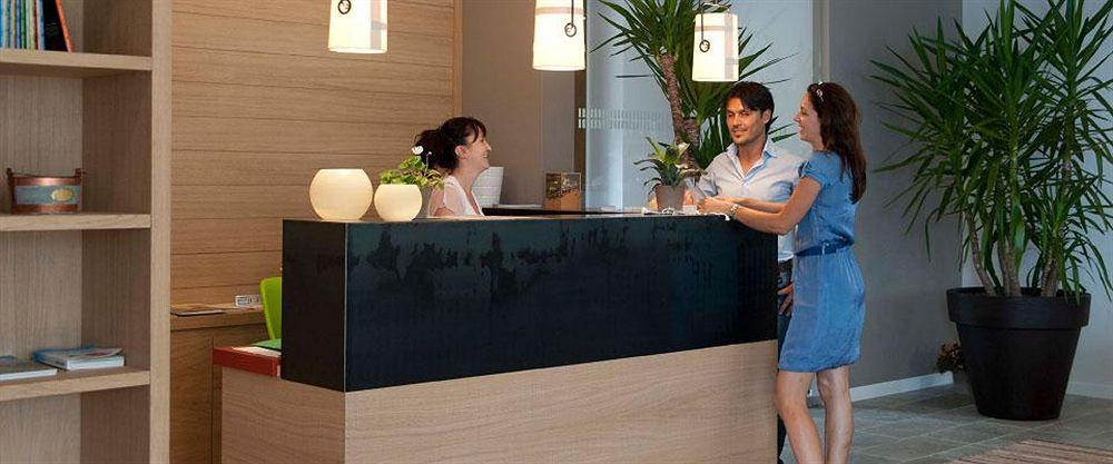 Vista Lobby Wine Hotel Retici Balzi
