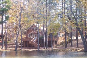 Alquiler Vacacional - Spacious Lakefront Chalet Near Callaway, Many Amenities