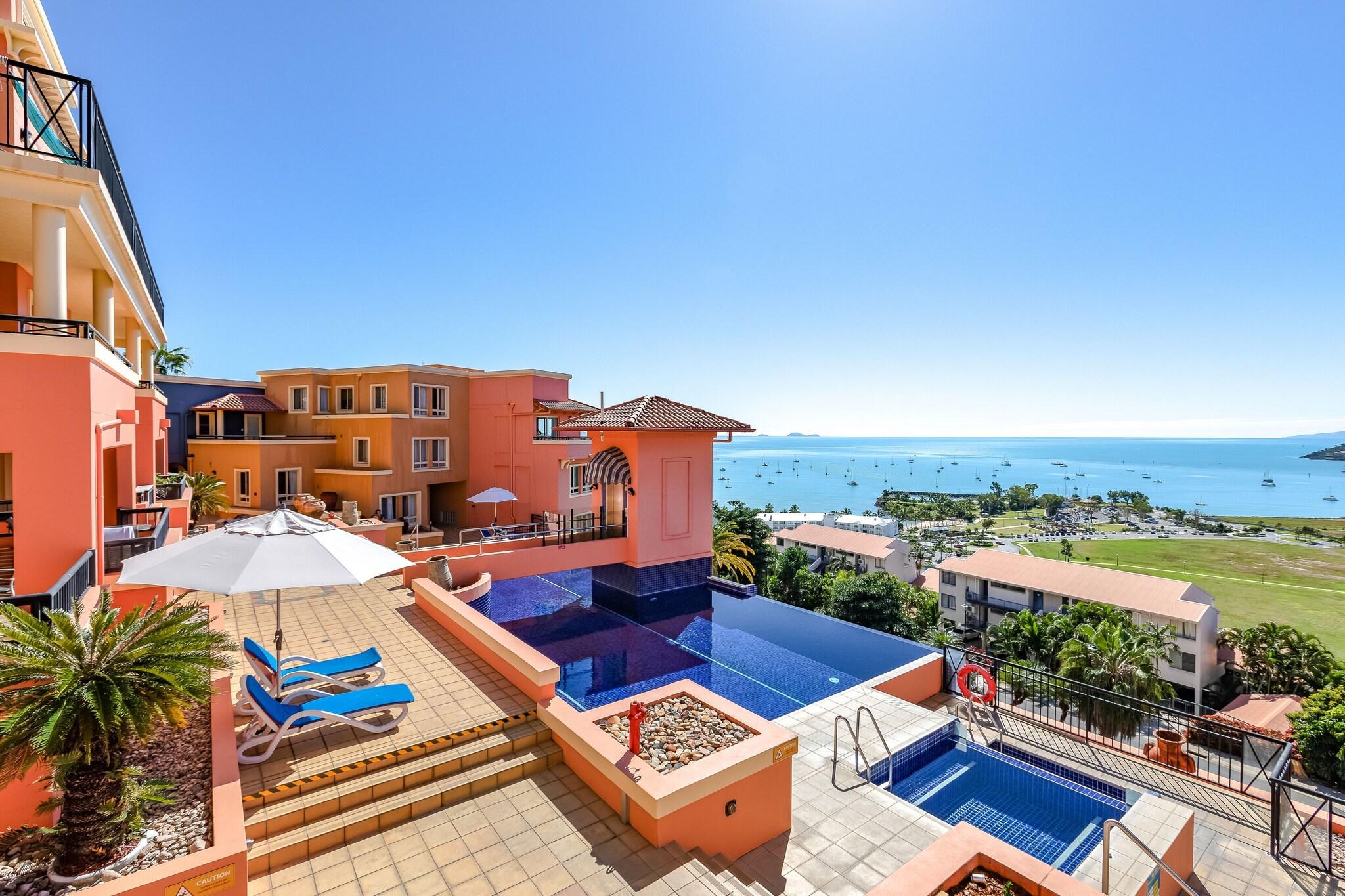 Playa Martinique Whitsunday