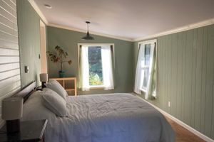 Alquiler Vacacional - Charming 1-bedroom house surrounded by trees just outside tranquil Waldport