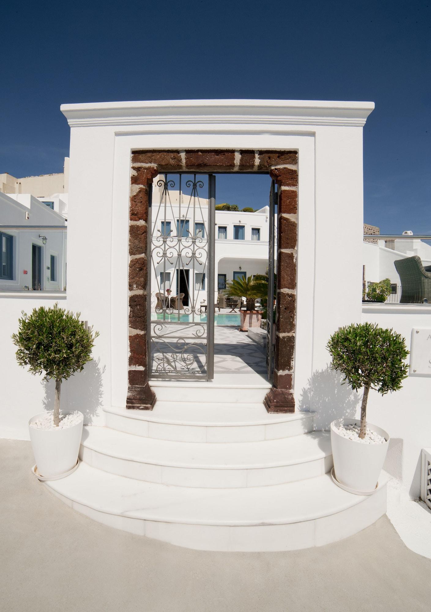 Vista Exterior Anteliz Suites