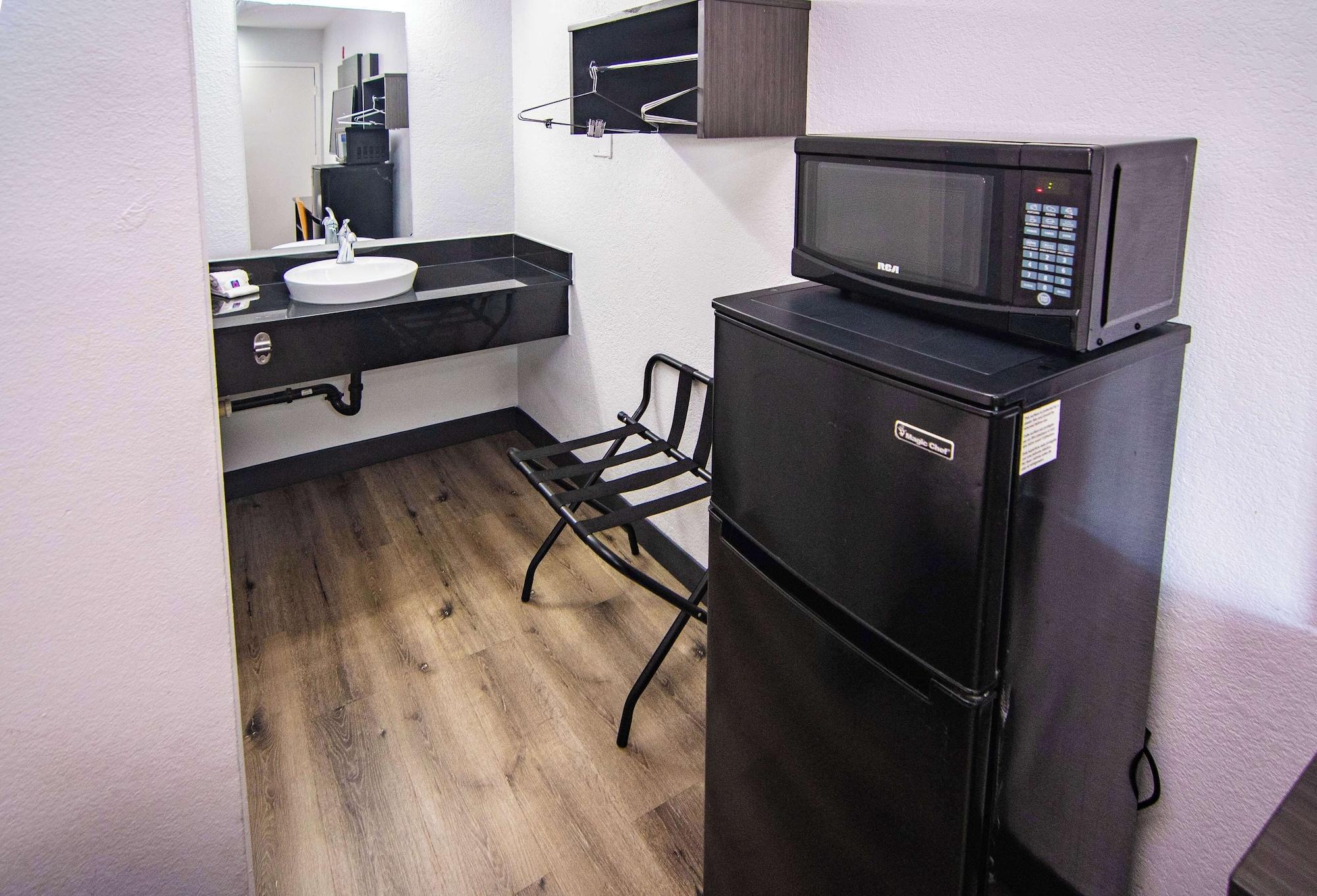 Set de Habitación Motel 6 Kissimmee, FL - Orlando