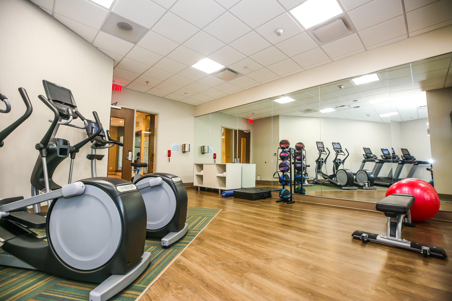 Instalaciones Recreativas Holiday Inn Express & Suites Charlotte - South End by IHG