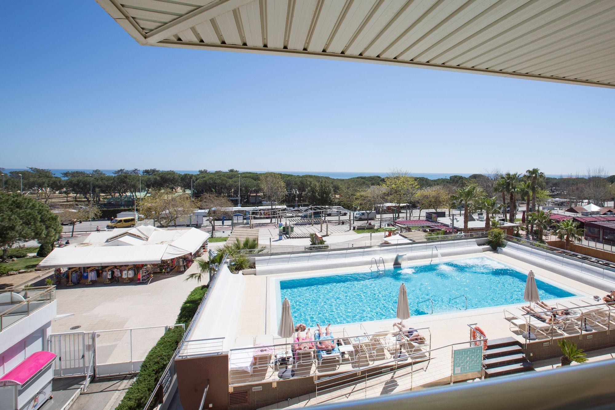 Playa Aparthotel Odissea Park