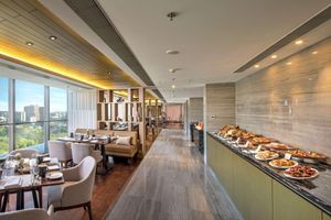 Alojamiento - DoubleTree by Hilton Ahmedabad