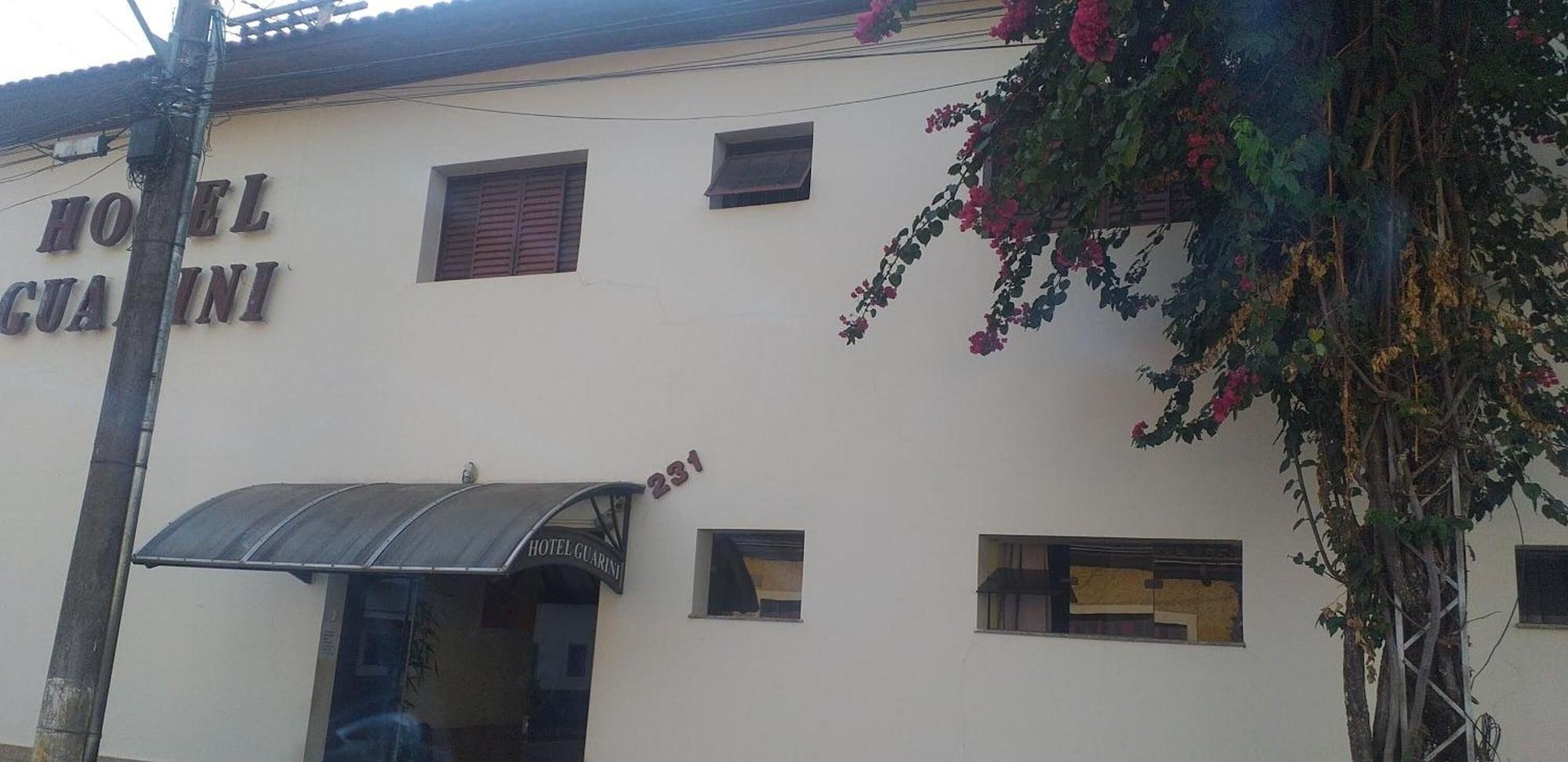 Vista Exterior Hotel Guarini