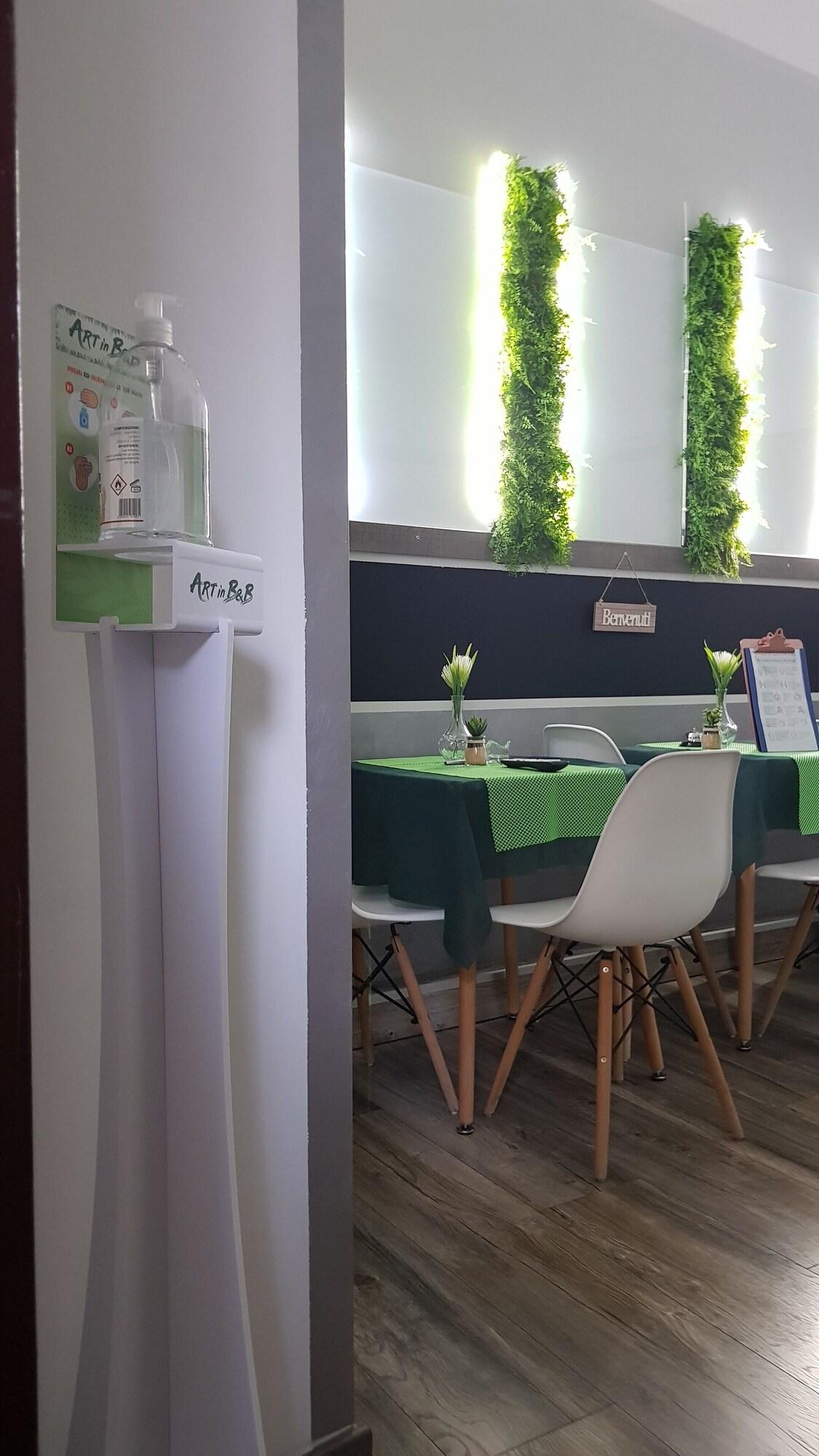 Vista Lobby Art In B&B