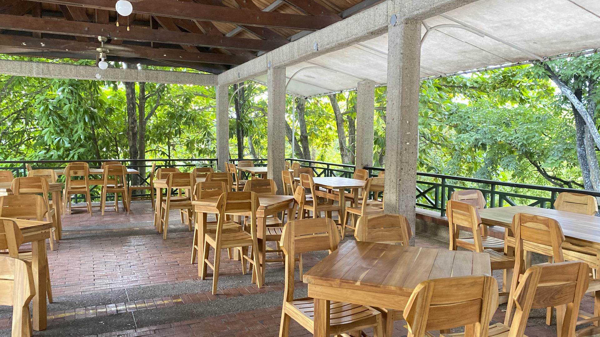 Restaurant Hotel On Vacation Girardot Resort