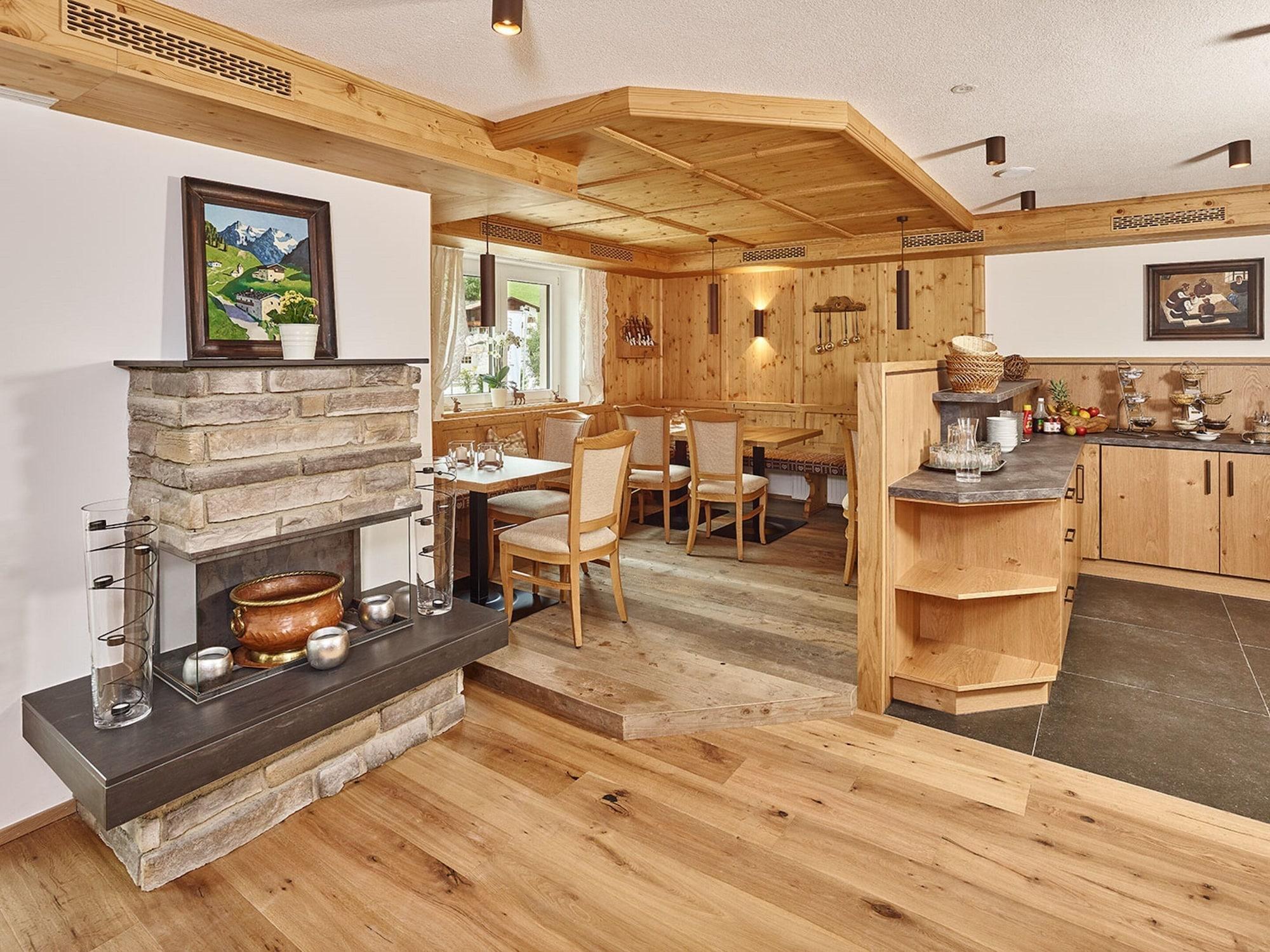 Vista Exterior Anthonys Alpin Hotel