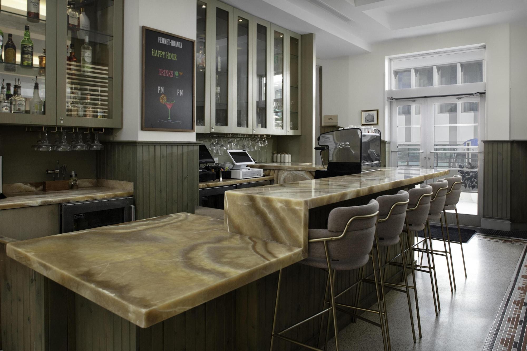 Bar/Salón Hilton Garden Inn Miami South Beach