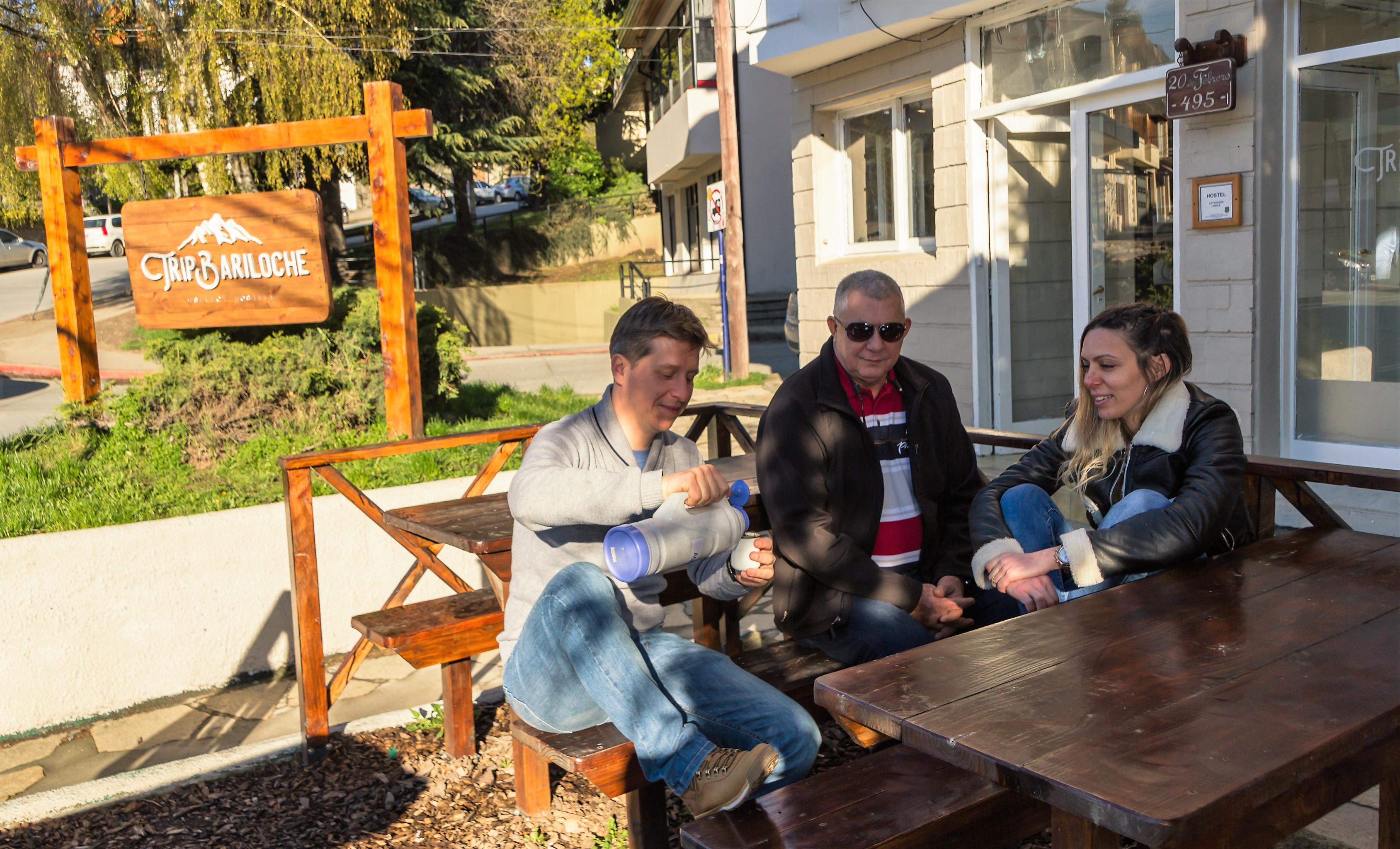 Vista Exterior Trip Bariloche Select Hostel