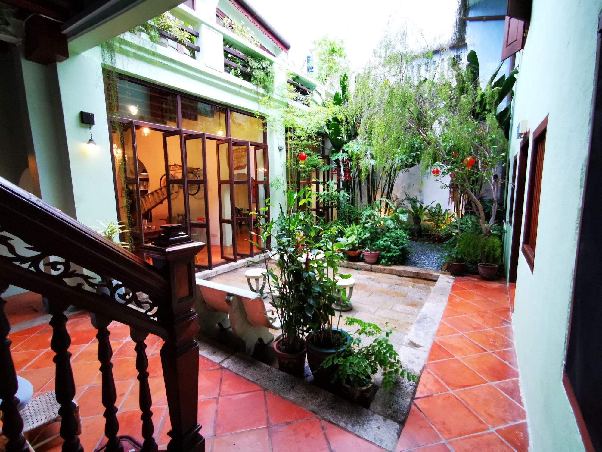 Equipamiento de Habitación East Indies Mansion