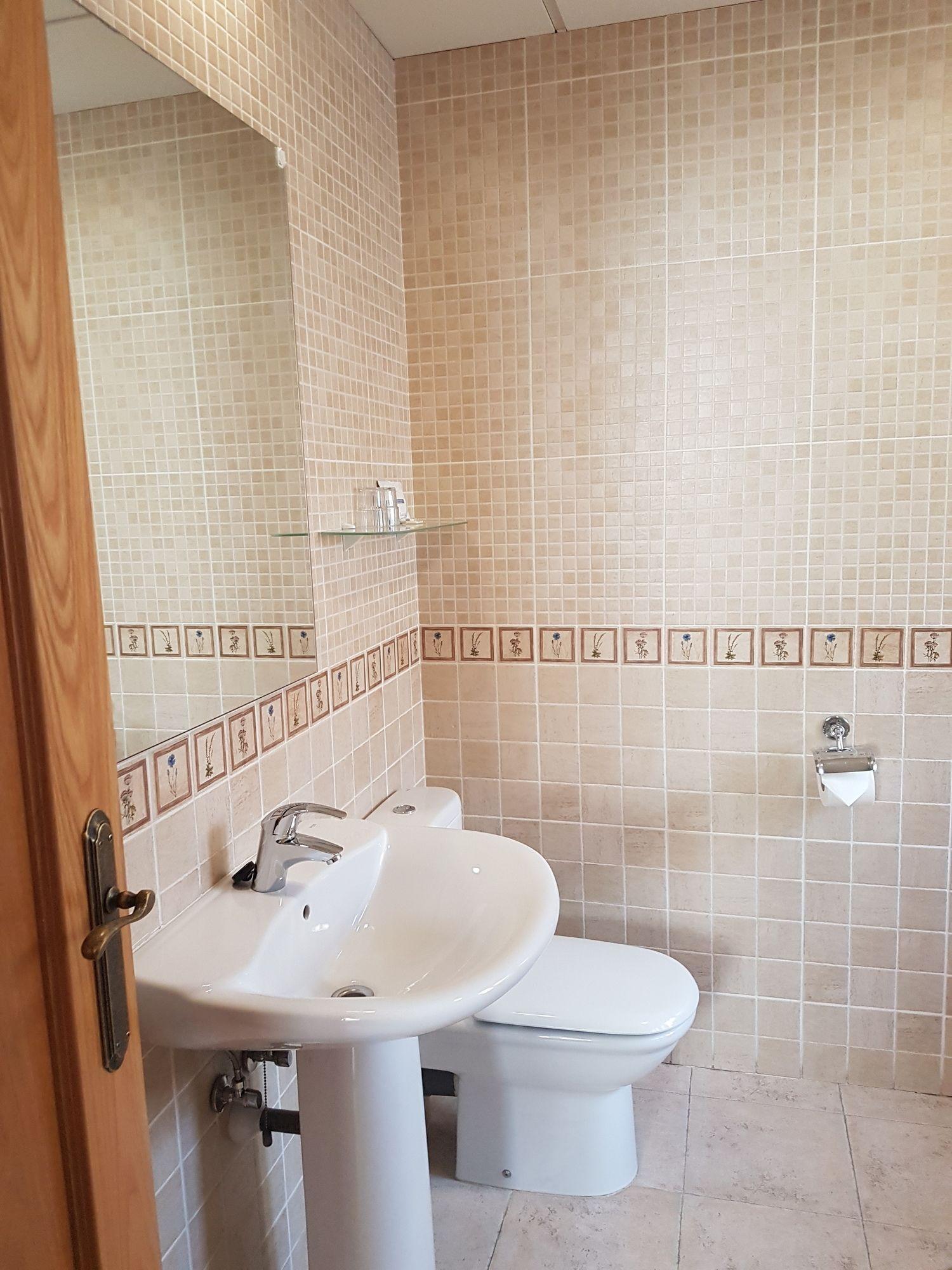 Equipamiento de Habitación Hostal El Rastro