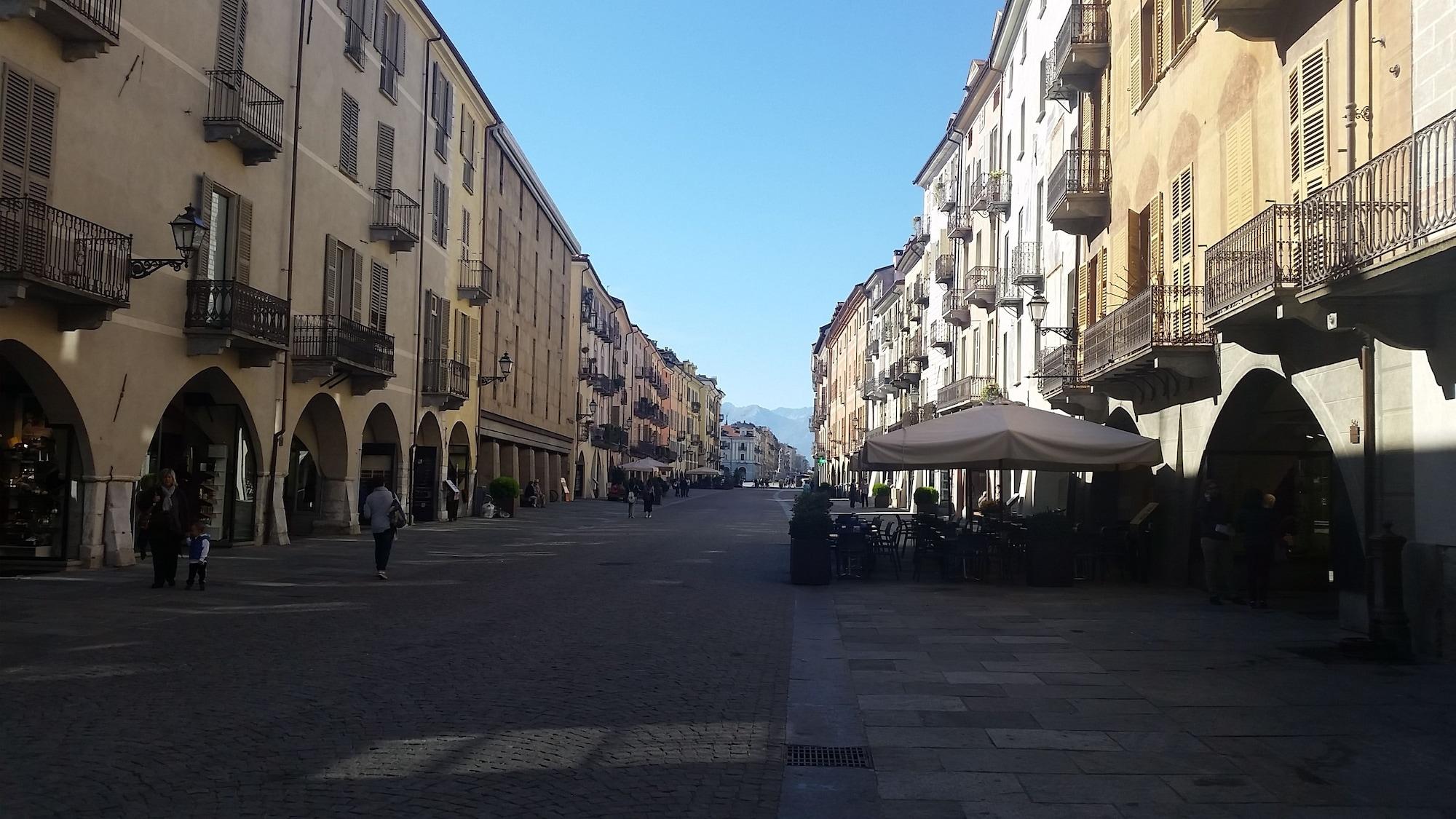 Vista Exterior Hotel Palazzo Lovera