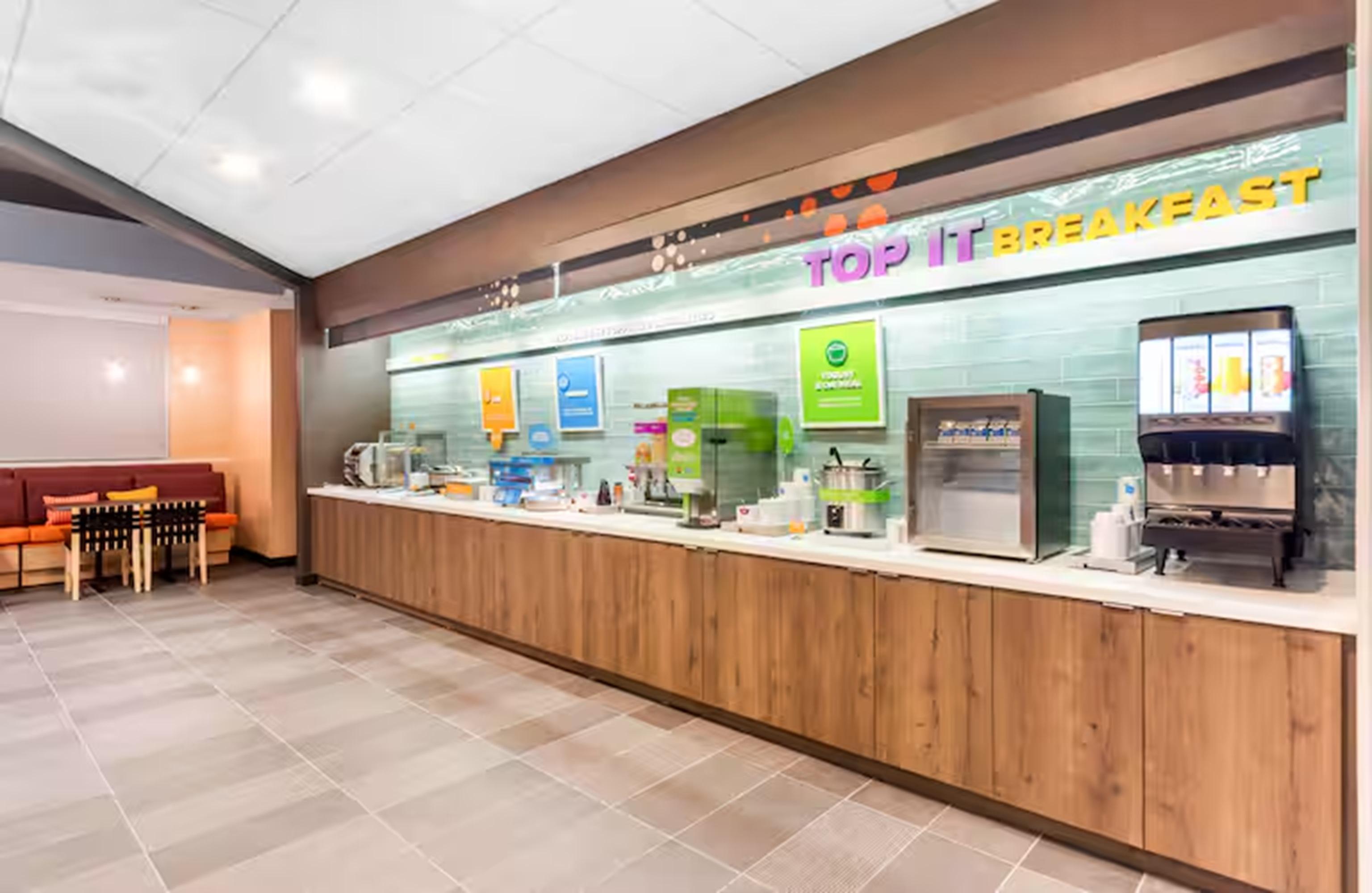 Restaurant Tru By Hilton Pensacola I-10 North Davis Highway
