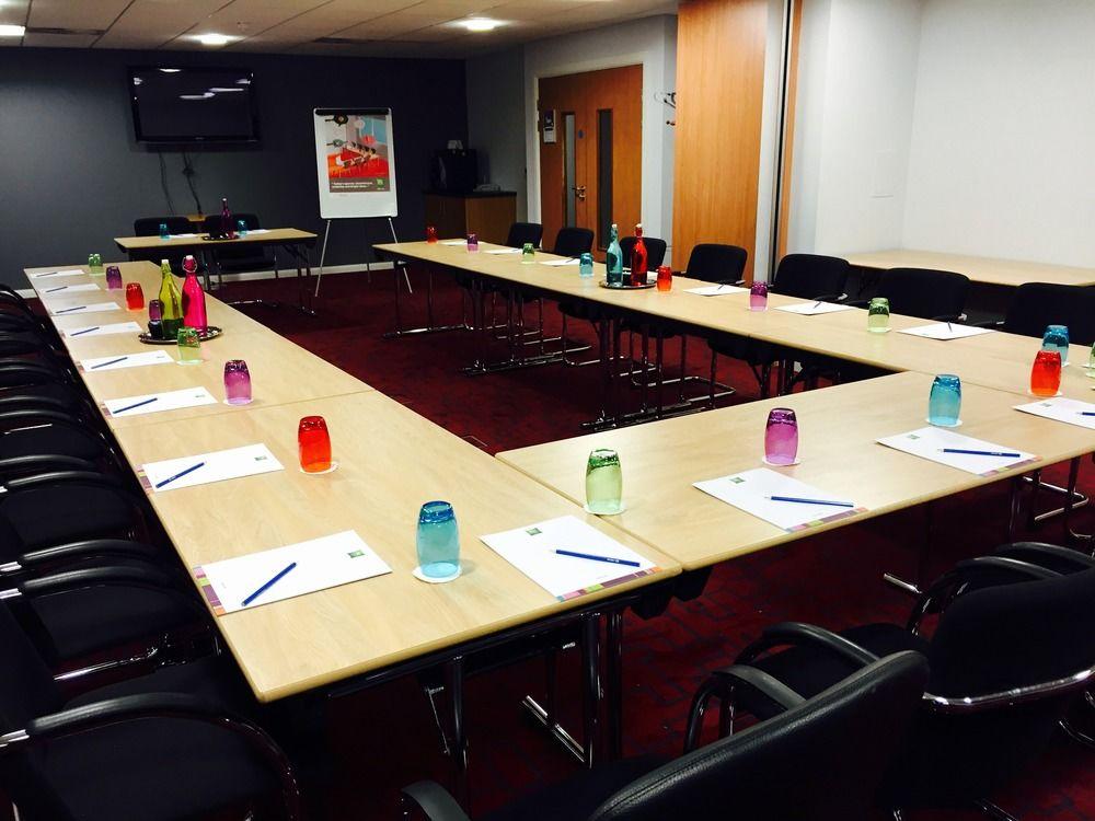 Sala de Reuniones ibis Styles Barnsley