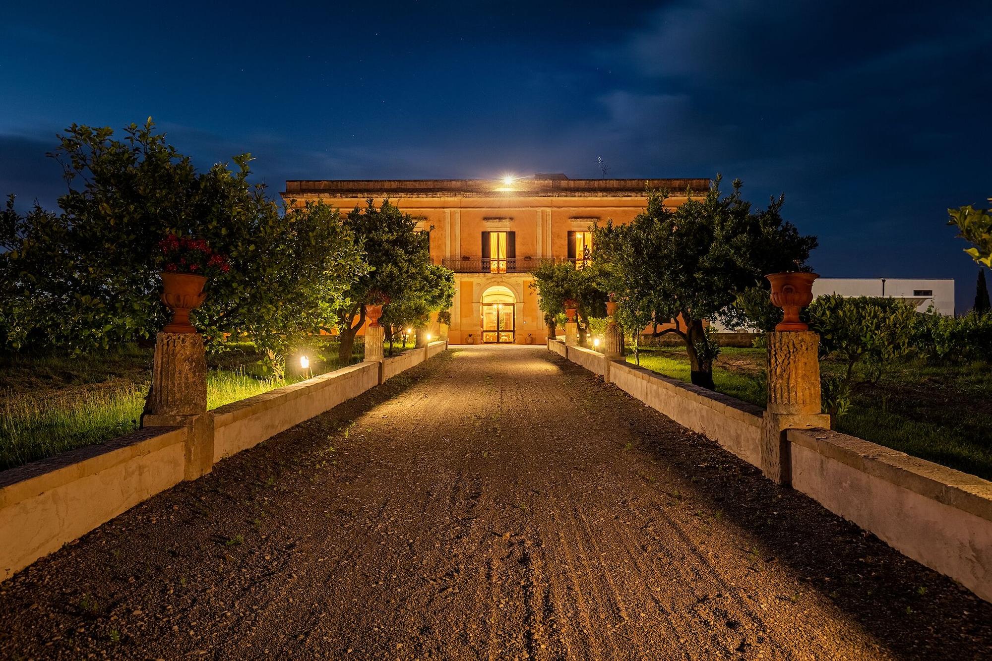 Vista Exterior Tenuta Giardini Nuovi