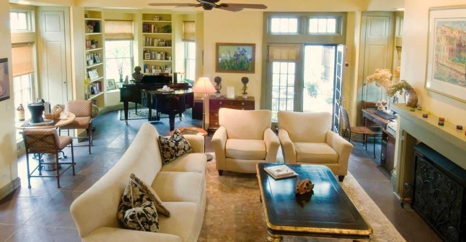 Vista Lobby Harvey House Bed & Breakfast