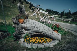 Alojamiento - Hotel Bezzi