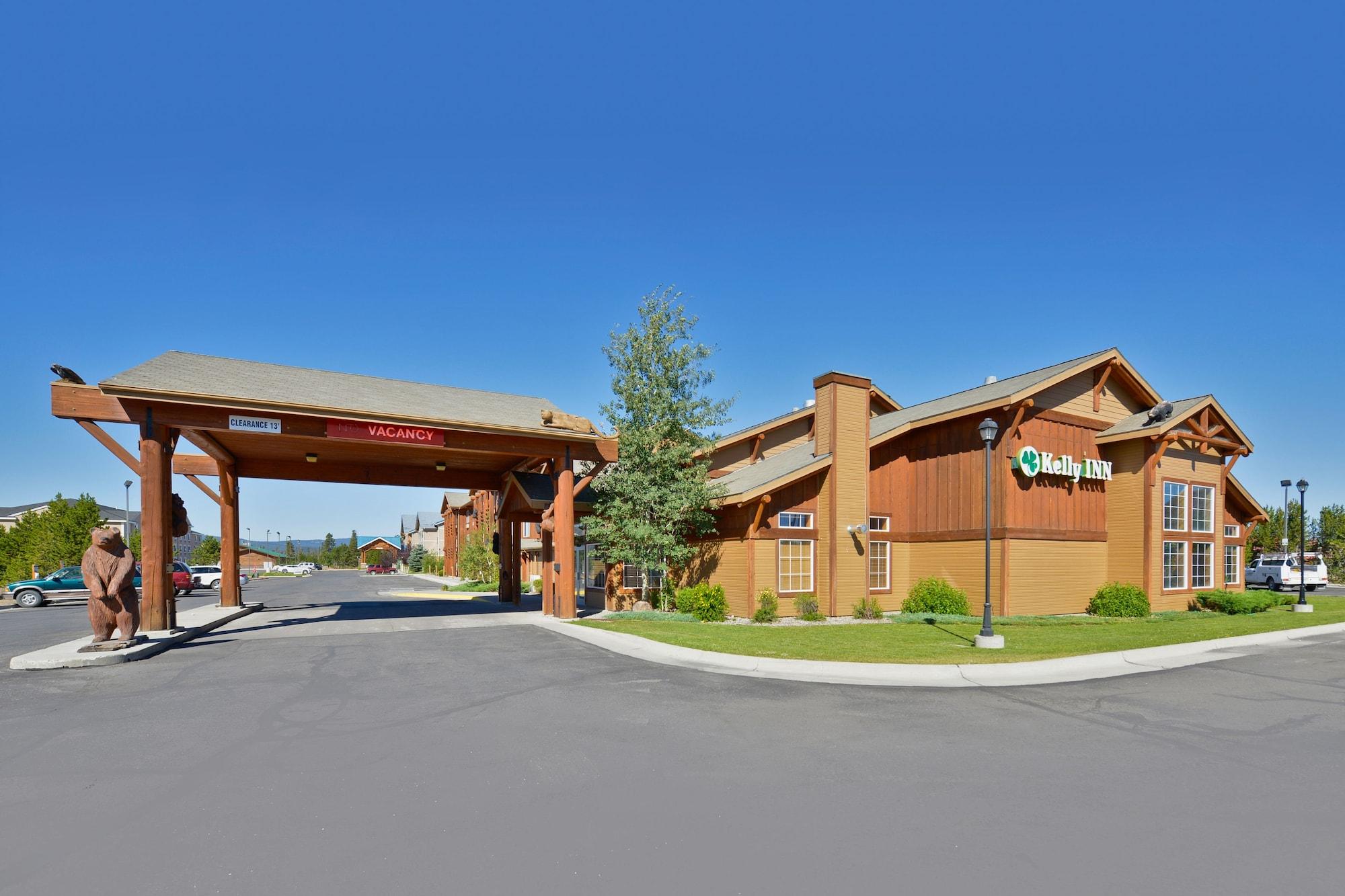 Vista Exterior Kelly Inn West Yellowstone